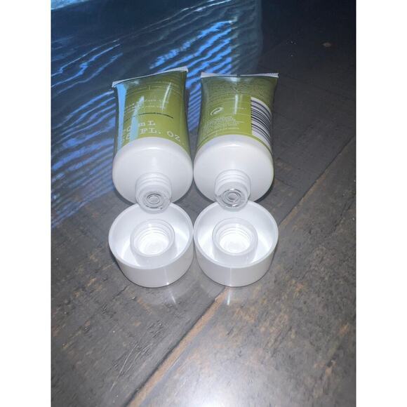 Korres Mini Santorini Grape Poreless Skin Cream 20ML X 2 NEW - Picture 3 of 3